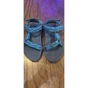 Blue Teva Hurricane Sandals Size 2 Youth